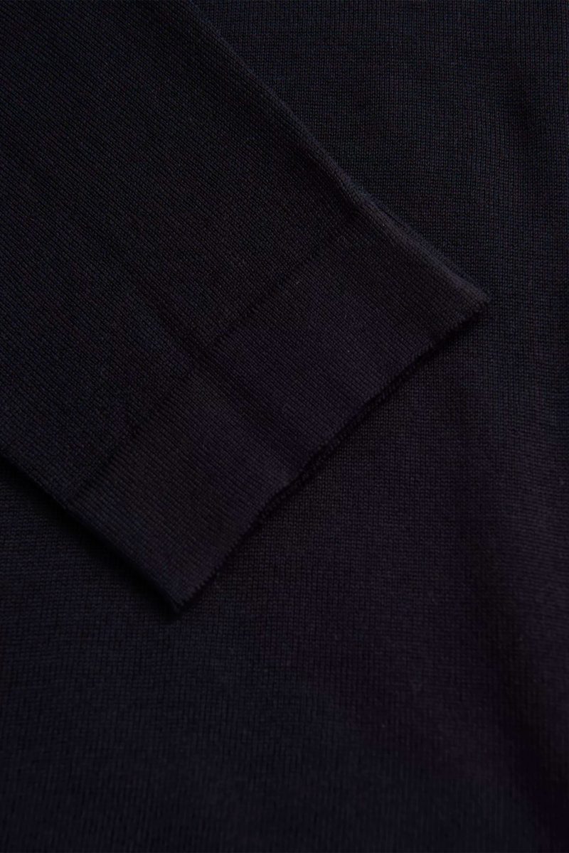 oscar jacobson ariel dark navy fine knitted merino wool full zip sweater